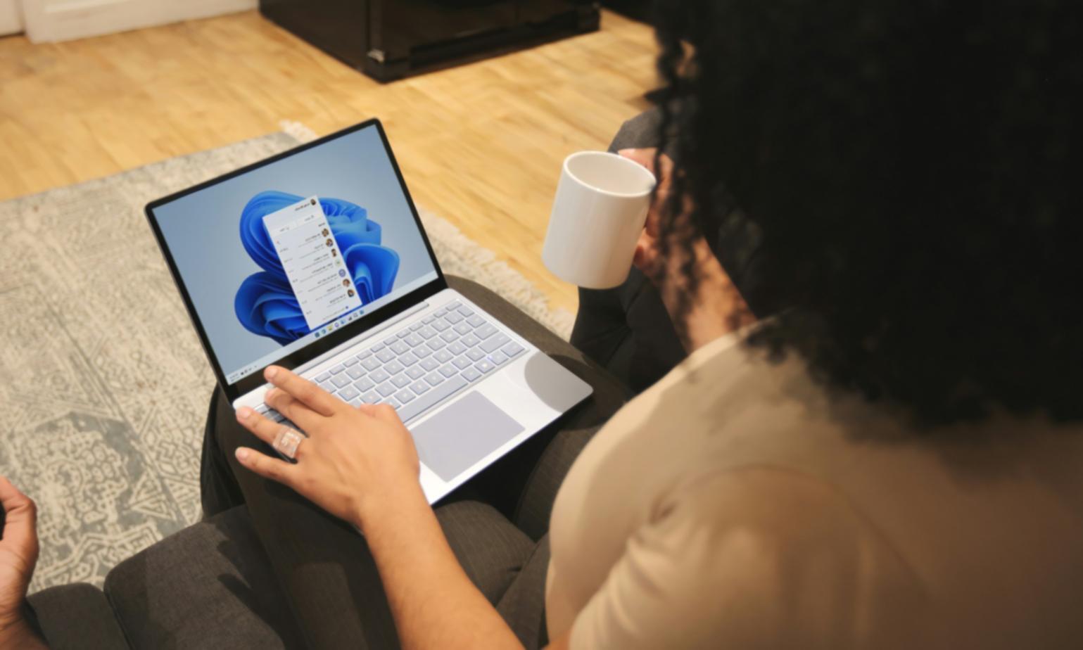 Espace de travail avec installation technique complète